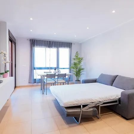 Ninel Tenerife Apartment *