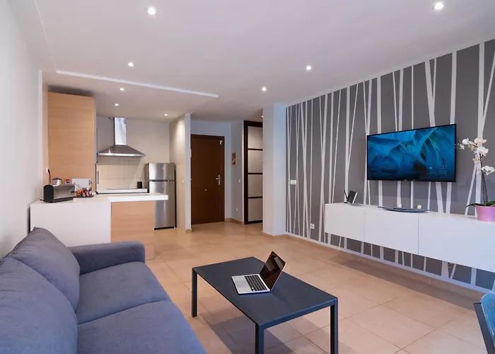 Ninel Tenerife Apartament *